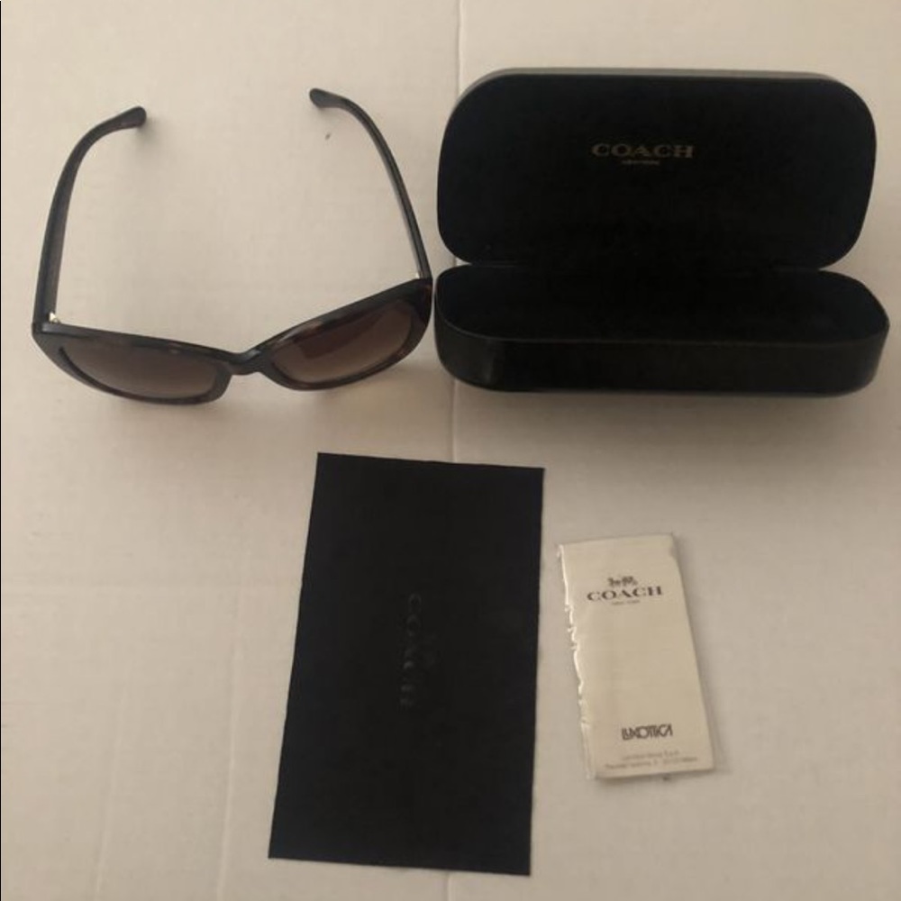 Coach Sunglasses Womens Tortoise Shell w/ Case